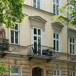Poetica Apartment